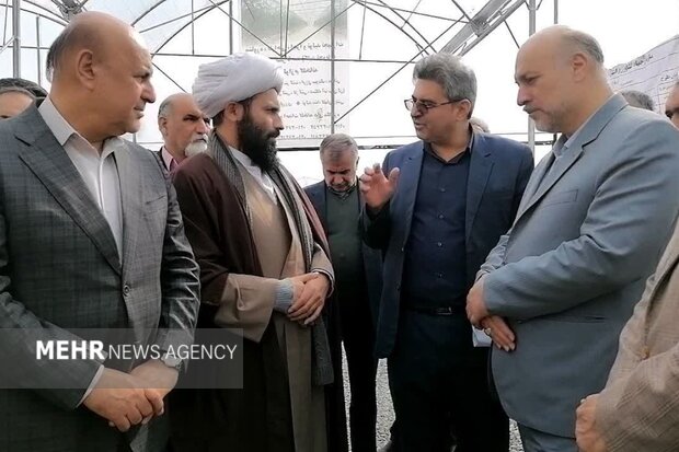 بهره‌برداری از گلخانه ۷ هزار مترمربعی و دامداری ۵۰۰ راسی در اسلامشهر