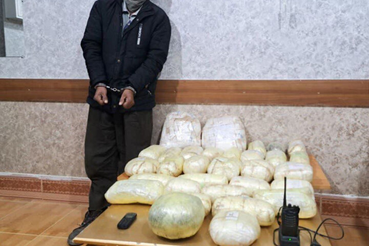 کشف بیش از ۴۱ کیلوگرم مواد مخدر در تایباد