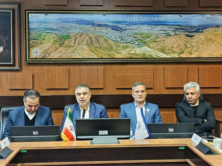 زندیه وکیلی: بهره‌برداری از ظرفیت مردمی کلید توسعه پایدار شهری است