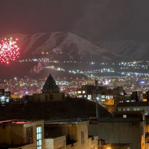 آسمان سنندج نورباران شد