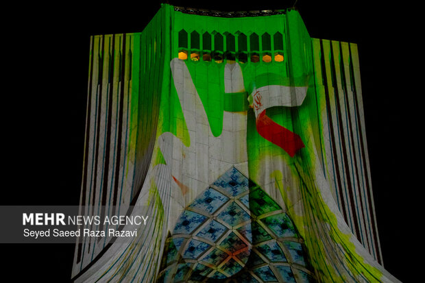 نورپردازی سه بعدی ونورافشانی به مناسبت سالگردپیروزی انقلاب اسلامی