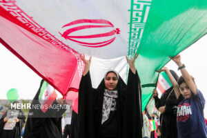 راهپیمایی مردم سیریک در روز ۲۲ بهمن