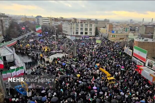 نبض انقلاب در قلب آذربایجان؛ روایتی از حضور، اراده و امید در ۲۲ بهمن