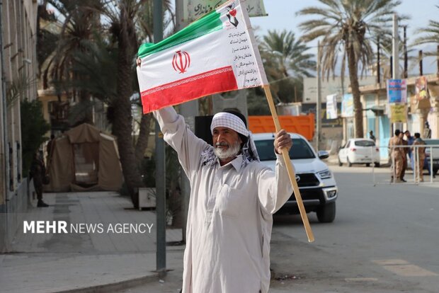 خروش مردم سراوان در راهپیمایی ۲۲ بهمن ۱۴۰۴