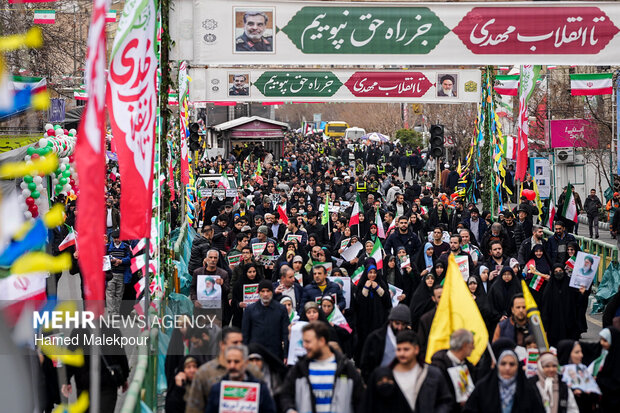 حضور رئیس مجلس در راهپیمایی یوم‌الله ۲۲ بهمن