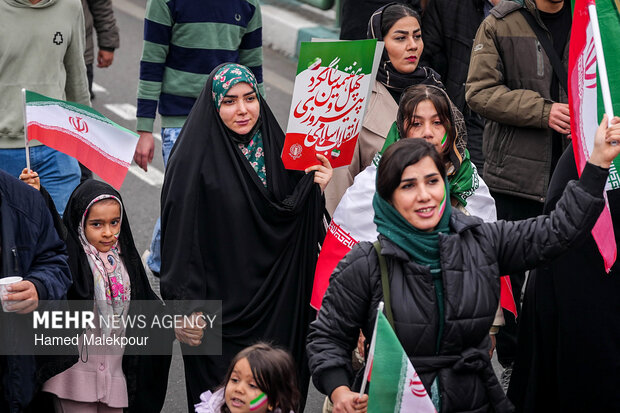 حضور رئیس مجلس در راهپیمایی یوم‌الله ۲۲ بهمن