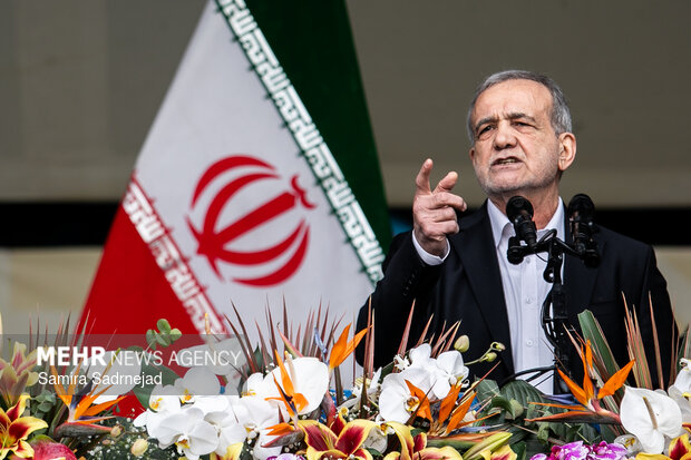 سخنرانی رئیس‌جمهور در مراسم چهل‌وهفتمین سالگرد پیروزی انقلاب اسلامی