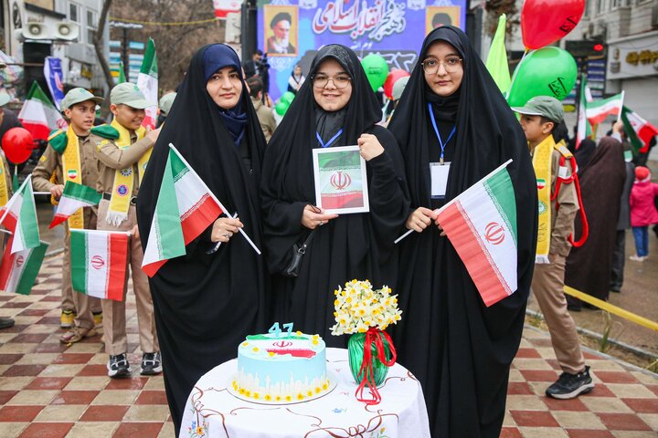 راهپیمایی 22 بهمن در بجنورد