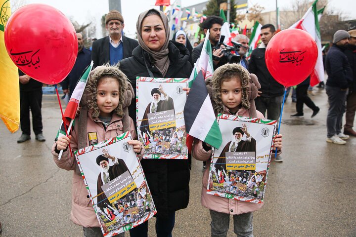 راهپیمایی 22 بهمن در بجنورد