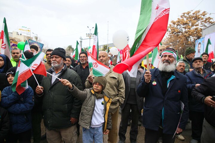 راهپیمایی 22 بهمن در بجنورد