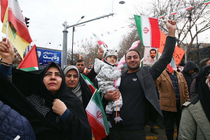 راهپیمایی 22 بهمن در بجنورد