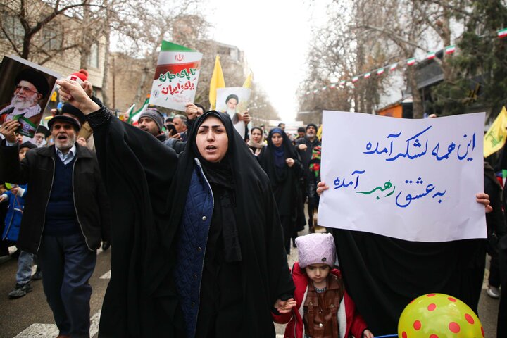 راهپیمایی 22 بهمن در بجنورد