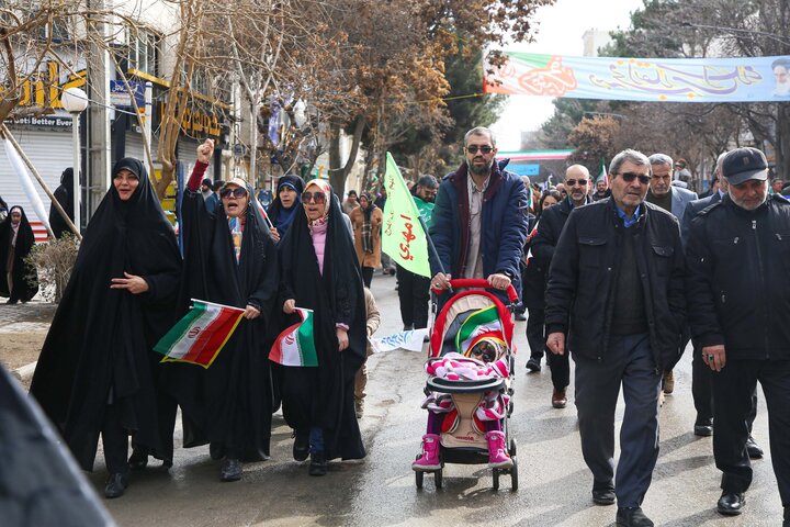 راهپیمایی 22 بهمن در بجنورد