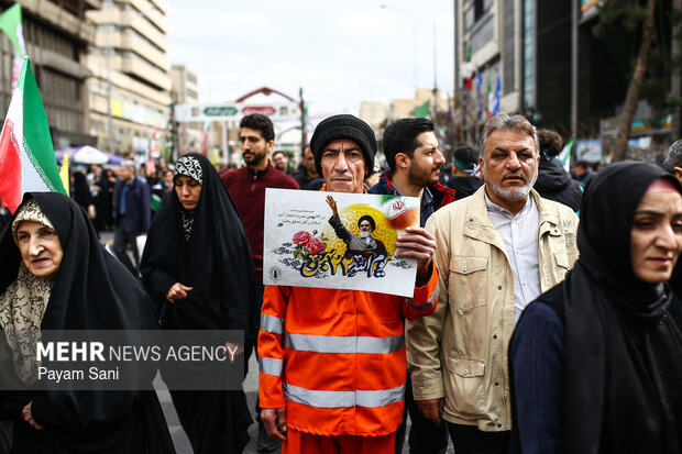 راهپیمایی ۲۲ بهمن در تهران