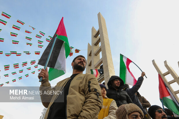 راهپیمایی ۲۲ بهمن در زنجان