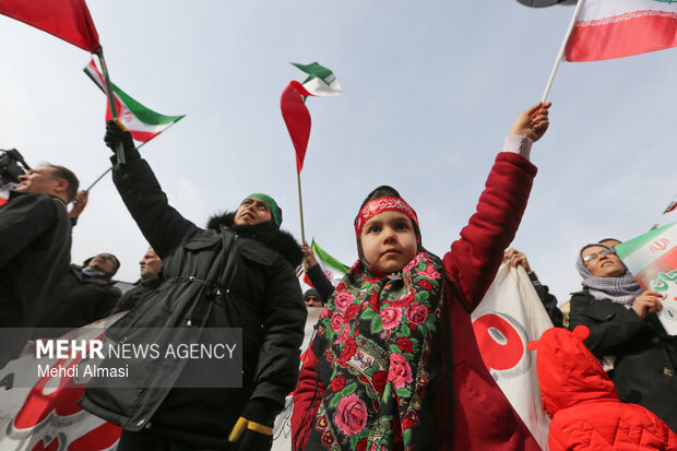 راهپیمایی ۲۲ بهمن در زنجان