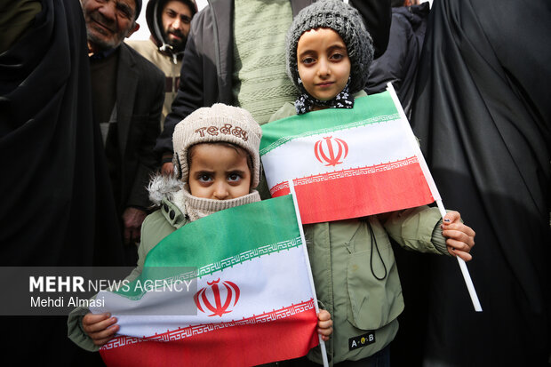 راهپیمایی ۲۲ بهمن در زنجان