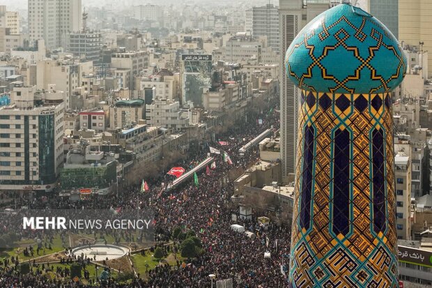 خاتمی: دشمنان ایران، آرزوی براندازی نظام را به گور خواهند برد