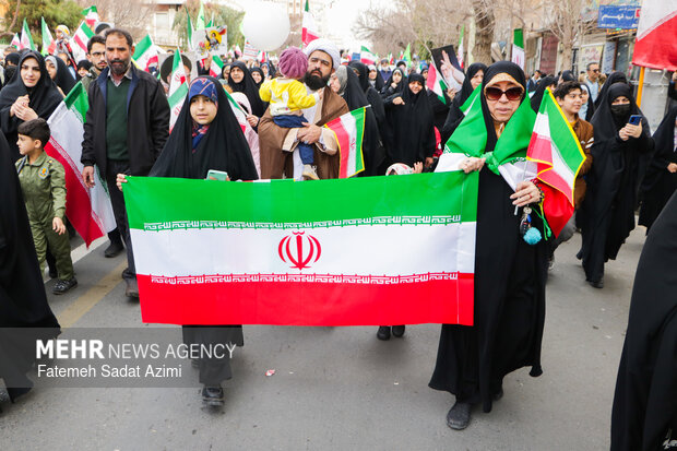 زیر پرچم الله نشان