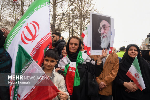 راهپیمایی ۲۲ بهمن در کرج