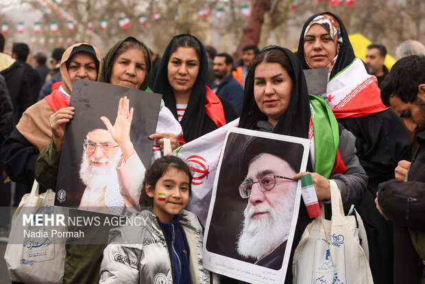 راهپیمایی ۲۲ بهمن در کرج