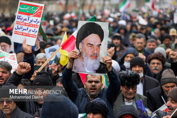 راهپیمایی ۲۲ بهمن در اردبیل