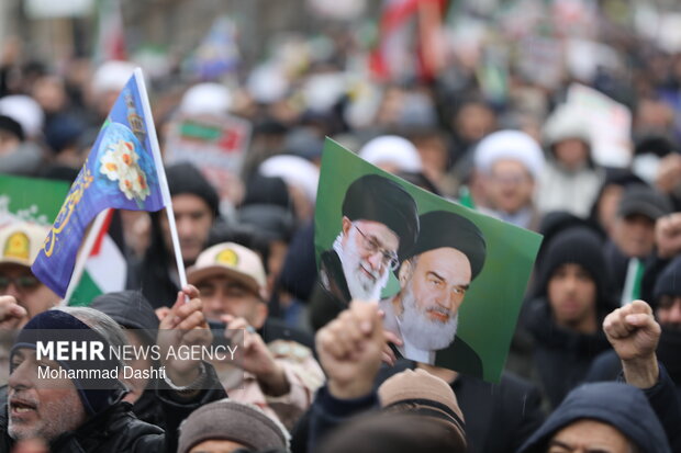 راهپیمایی ۲۲ بهمن در اردبیل