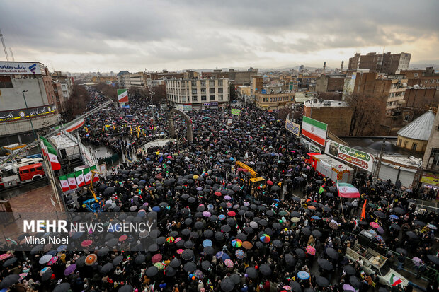 راهپیمایی ۲۲ بهمن در تبریز