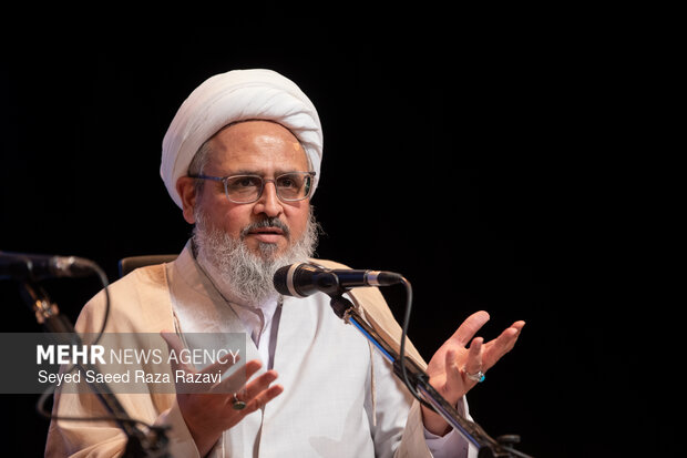 همایش «حلقه‌های میانی گام دوم انقلاب»