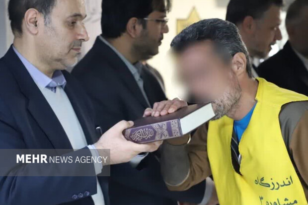 آزادی ۸۲۰ زندانی نیازمند از زندان‌های خراسان رضوی