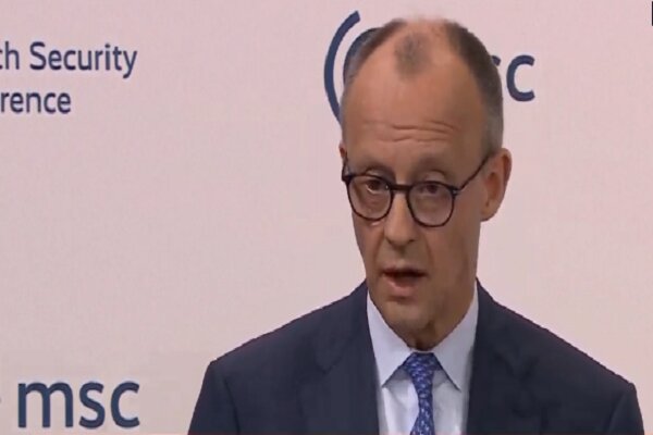 صدر اعظم آلمان: آمریکا به اندازه کافی قوی نیست