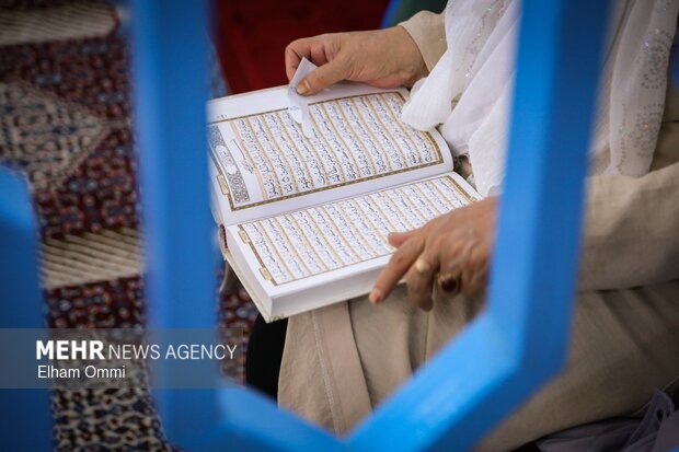 جلسات تفسیر قرآن در مسجد چهارمین شهید محراب کرمانشاه برگزار می‌شود