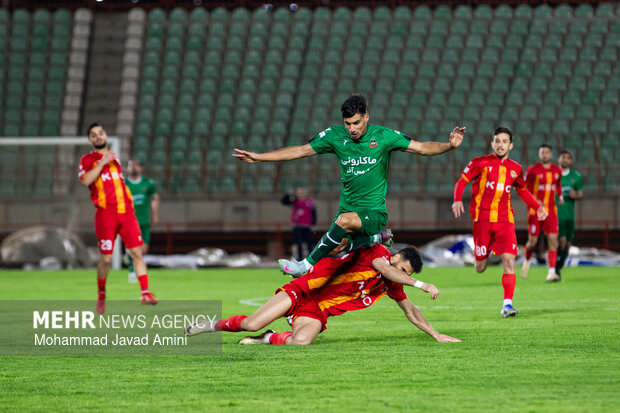 لیگ برتر فوتبال- شمس‌آذر و فولاد